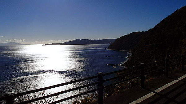 東伊豆の海岸線を南下